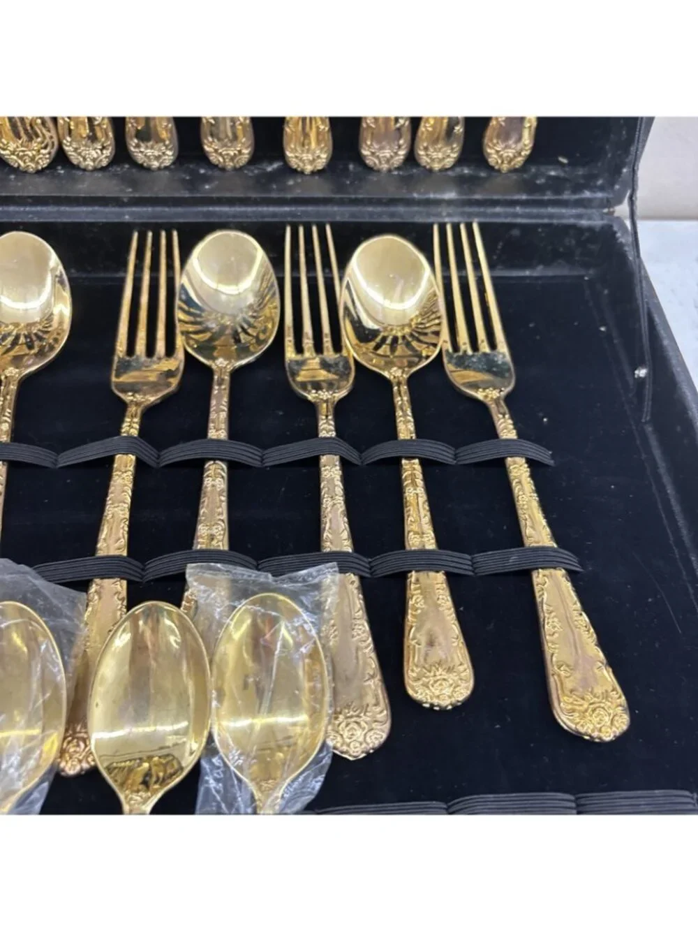 WM Rogers & Sons Enchanted Rose Gold Plated Flatware Set - 51 Pc w/ Case & Ladle